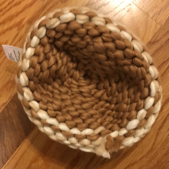 NWOT Free People Cozy Up Color Block Pom Beanie Oat Carmel - Picture 6 of 8